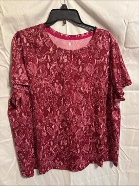 Women's Magenta Snake-Print Short Sleeve Top